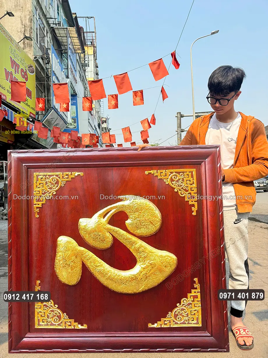 Gia chủ tuyệt đối kh&ocirc;ng treo tranh tại nơi tối tăm, bụi bặm